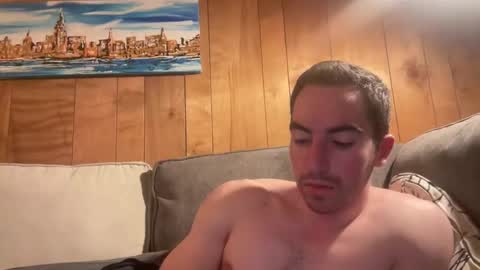 shirtlesshunk15 online show from March 2, 3:09 am