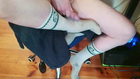 Snapshot of shoejobxxx chatting on June 14, 12:07 pm shoejobxxx online show from June 14, 12:07 pm