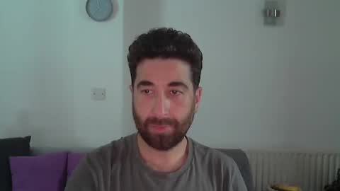 Snapshot of shoemaker333 chatting on October 13, 10:37 am shoemaker online show from October 13, 10:37 am