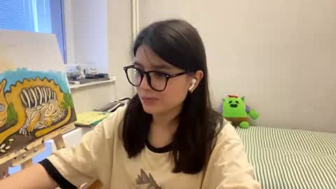 Snapshot of shontagrabowski chatting on July 19, 2:21 pm Marie online show from July 19, 2:21 pm