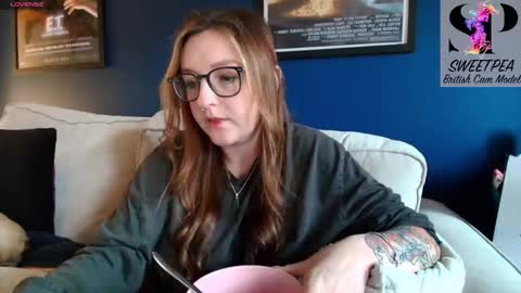 short sweetpea online show from February 26, 2:05 pm