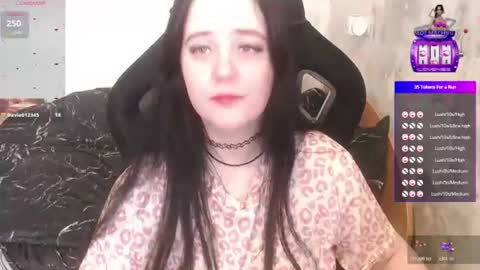 Snapshot of show_for_you chatting on June 26, 11:03 am show_for_you online show from June 26, 11:03 am