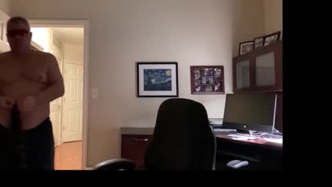 Chicago Guy online show from January 6, 4:49 am