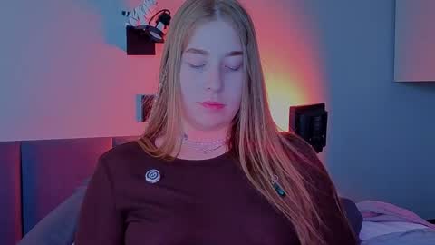 ShowmeYourfetish online show from May 17, 3:04 am