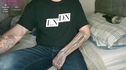 showofjay online show from January 12, 9:31 pm