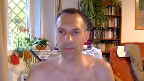 Snapshot of shsfdfl198152 chatting on September 10, 6:13 am Dniel Gyrffy online show from September 10, 6:13 am