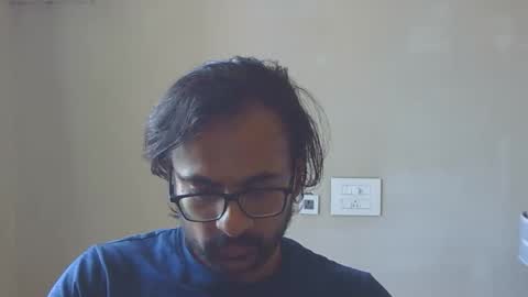 Snapshot of shubhamkhandelwal123 chatting on May 5, 8:11 am shubhamkhandelwal123 online show from May 5, 8:11 am