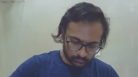 Snapshot of shubhamkhandelwal123 chatting on May 6, 12:54 pm shubhamkhandelwal123 online show from May 6, 12:54 pm