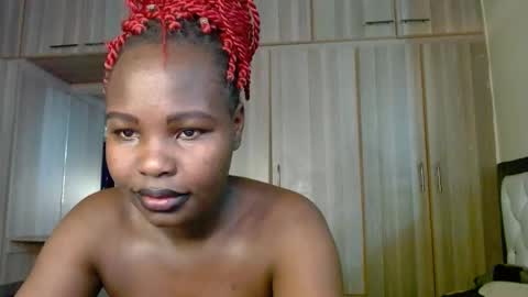 Snapshot of shugahnash chatting on December 8, 3:13 pm nash online show from December 8, 3:13 pm