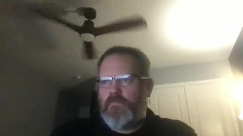 Snapshot of shughes740 chatting on November 23, 1:27 am shughes740 online show from November 23, 1:27 am