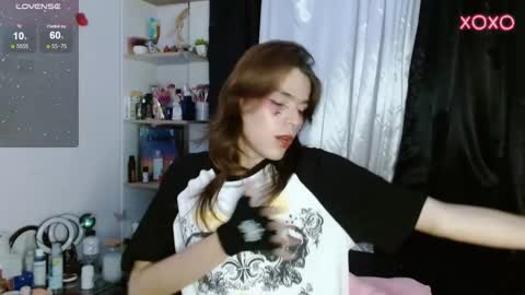 Shun White online show from February 10, 1:57 am