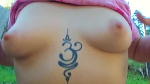 Snapshot of shy_college_girl chatting on January 12, 7:19 pm Aurora Wolfe Shy College Girl Top 16 of all OF Creators online show from January 12, 7:19 pm