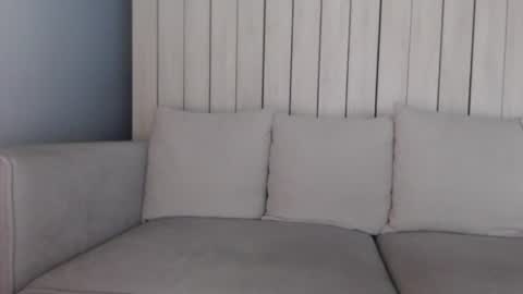 shy_schoolgirl_ online show from January 30, 10:08 pm