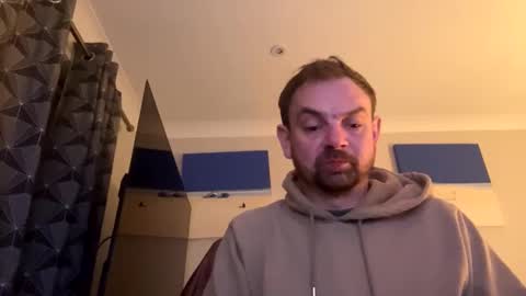 Snapshot of shyb35 chatting on January 6, 5:08 am shyb35 online show from January 6, 5:08 am