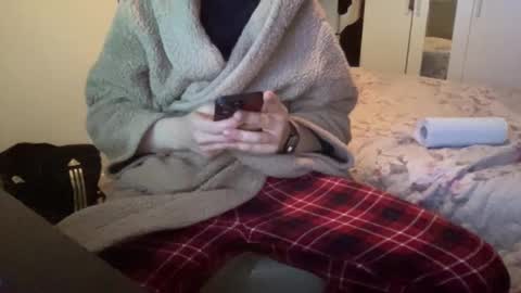 shyboy0533 online show from November 9, 7:01 pm