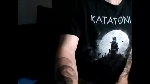 shyboyhugecum2020 online show from December 31, 5:11 am