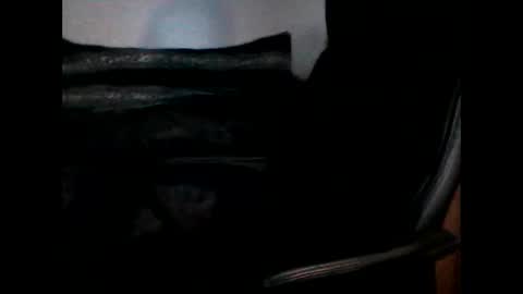 shyboyhugecum2020 online show from January 16, 4:17 am