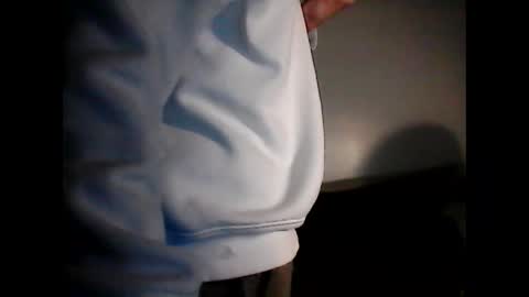 shyboyhugecum2020 online show from January 19, 4:22 am