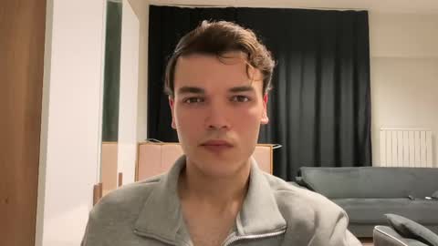 Cut Twunk Boy online show from May 12, 9:23 pm