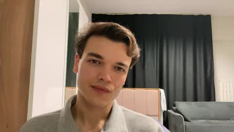 Cut Twunk Boy online show from May 31, 9:38 pm