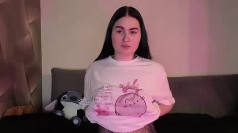 Lesley online show from March 19, 6:01 pm