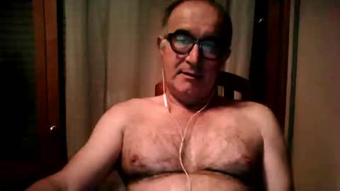 shymmy10 online show from April 19, 3:28 am