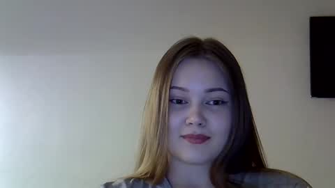 Snapshot of shynesssi chatting on February 21, 9:22 pm shynesssi online show from February 21, 9:22 pm