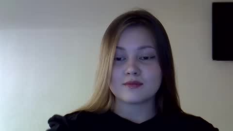 Snapshot of shynesssi chatting on February 25, 11:11 pm shynesssi online show from February 25, 11:11 pm
