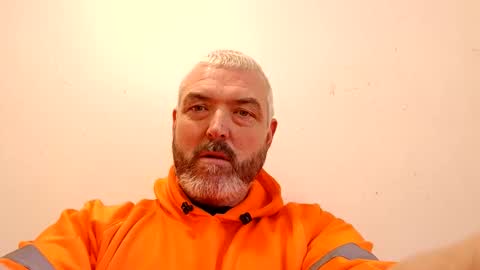 Snapshot of shynessy chatting on October 31, 11:44 am shynessy online show from October 31, 11:44 am