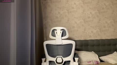 Amelia online show from March 5, 10:32 pm