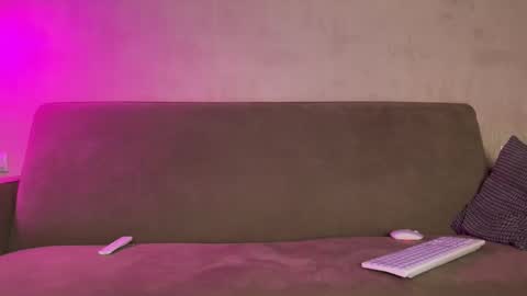 Amelia online show from February 13, 7:10 pm