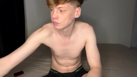 Snapshot of shyredstar chatting on December 11, 9:30 am Tom and Betty online show from December 11, 9:30 am