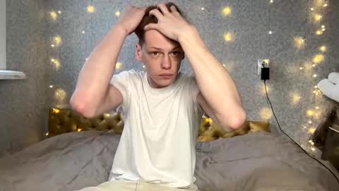 Snapshot of shyredstar chatting on February 12, 5:05 am Tom and Betty online show from February 12, 5:05 am