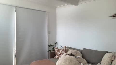 Snapshot of shysashy chatting on September 25, 3:43 am Sasha online show from September 25, 3:43 am