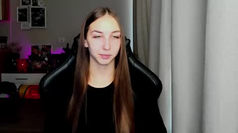 SIA online show from September 27, 2:16 am