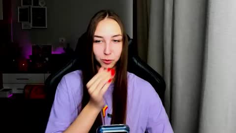 SIA online show from October 1, 2:17 am