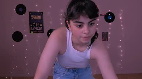 sia_moon1 online show from May 23, 9:13 am