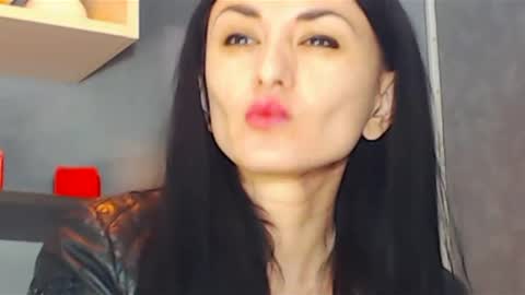 Siaconna online show from February 8, 7:04 am