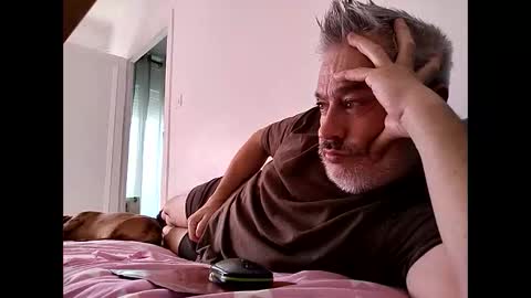 Snapshot of sibemolx chatting on October 1, 2:45 pm sibemolx online show from October 1, 2:45 pm