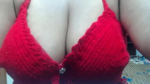 sara online show from February 13, 6:05 pm