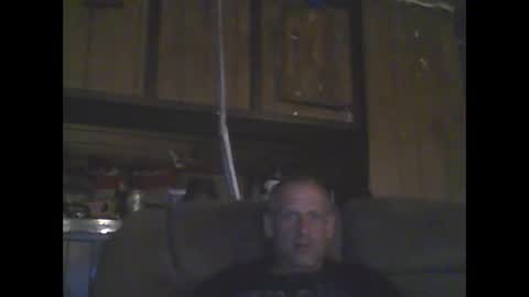 Snapshot of sickone6669947170 chatting on October 19, 2:45 am Bill online show from October 19, 2:45 am