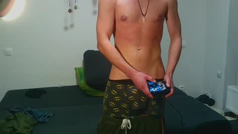 Snapshot of sicon_69 chatting on December 28, 7:22 pm Devil online show from December 28, 7:22 pm