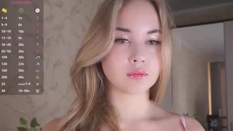 Elizabeth online show from November 21, 11:20 am