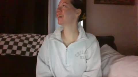 Mrs. St. Patrickk online show from October 5, 1:31 pm