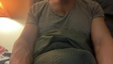 Snapshot of sie273 chatting on March 9, 4:16 am sie273 online show from March 9, 4:16 am