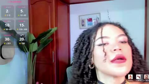 Vaiolet online show from February 27, 3:34 pm