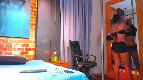 SinnaDark online show from March 25, 11:27 am