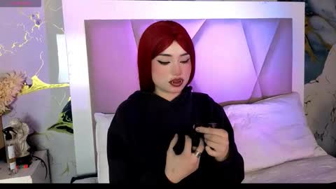 Snapshot of sienna_desiree chatting on April 6, 12:17 pm Sienna Desieree online show from April 6, 12:17 pm