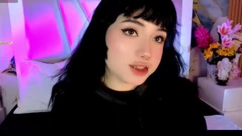 Snapshot of sienna_desiree chatting on April 20, 12:41 pm Sienna Desieree online show from April 20, 12:41 pm