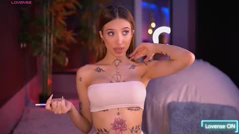 Sienna online show from November 12, 6:30 pm